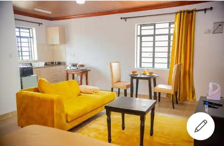 ניירובי Penthouse Rooftop Studio With King Bed מראה חיצוני תמונה